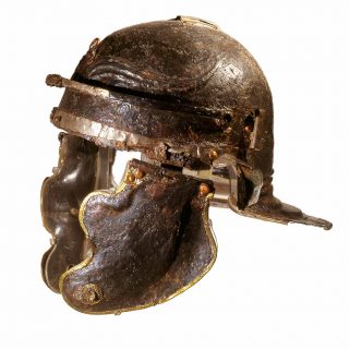 Un casque romain